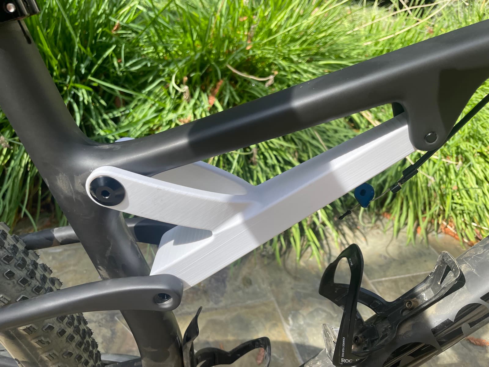 Riding the bike with the corrected 3D-printed link installed